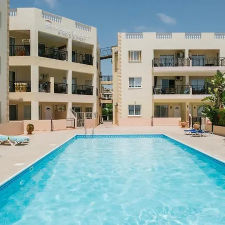 Kings Sunset 2 Bedroom Sea View Flat In Apartment *