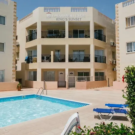 Kings Sunset 2 Bedroom Sea View Flat In * Paphos